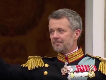 Король Данії вдруге приїхав до Гренландії