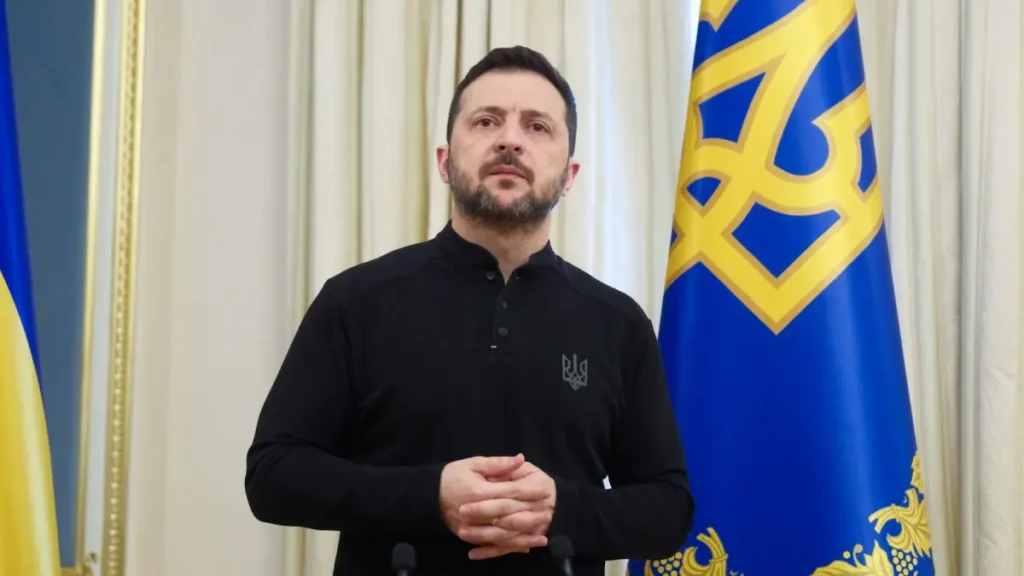 Зеленський - Росія розгорнула масований наступ по всій лінії фронту