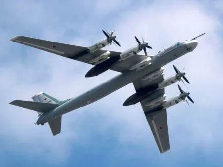 Російські літаки — в хаосі: як “Павутина” змусила авіацію РФ ховатися без доріг