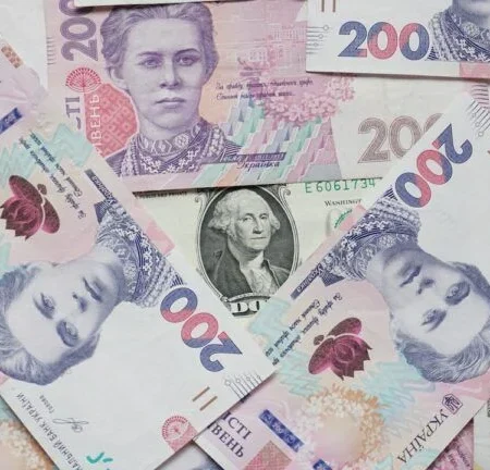 Які купюри та монети вже недійсні в Україні: важливо знати, щоб не платити даремно