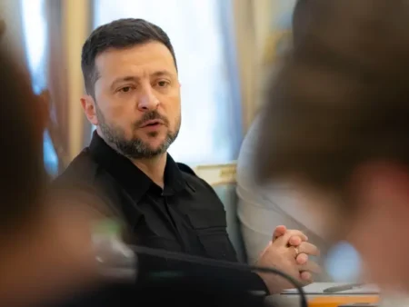Зеленський планує переговори з Трампом про закупівлю американської зброї