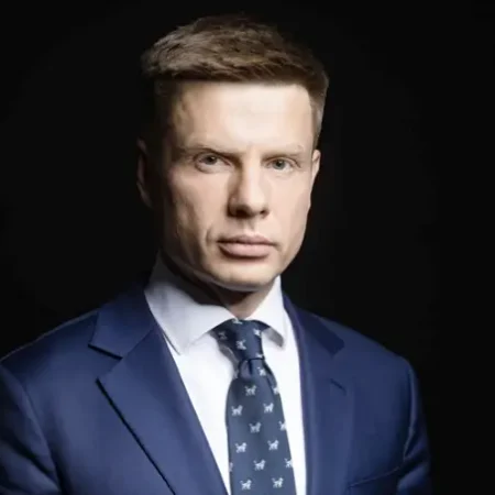 Гаряча суперечка у Раді: Гончаренко звинуватив Зеленського у нехтуванні демобілізацією