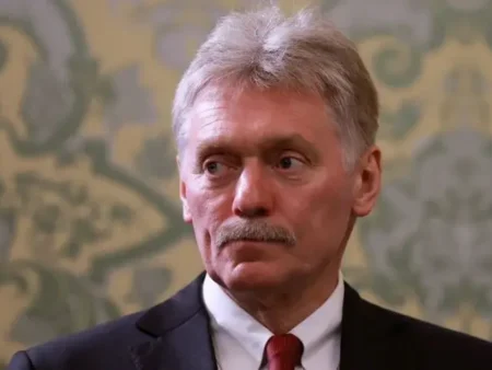 У Кремлі заговорили про зустріч Зеленського з Путіним: що стоїть за заявами Пєскова