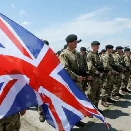 Джон Хілі: британські війська зайдуть в Україну в перший день миру