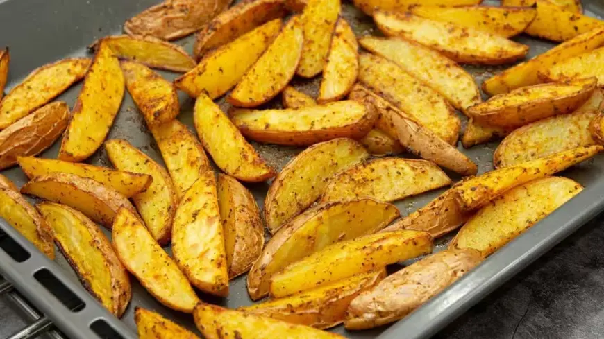 Хрустка ідеальність за 40 хвилин - картопля по-селянськи, яку просять знову і знову