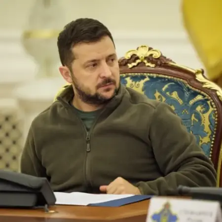 “Будуть складні рішення”: Зеленський провів зустріч із нардепами “Слуги народу”