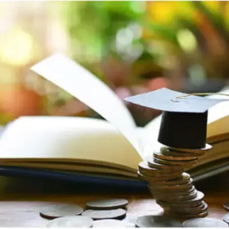 Навчання в кредит: як українським сім’ям доведеться платити за вищу освіту частинами