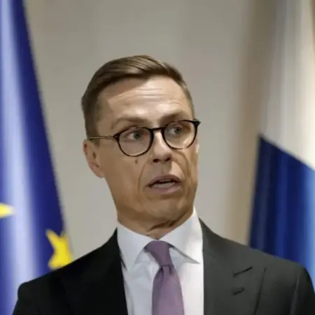 Президент Фінляндії: гарантії безпеки для України мають означати готовність до війни з Росією