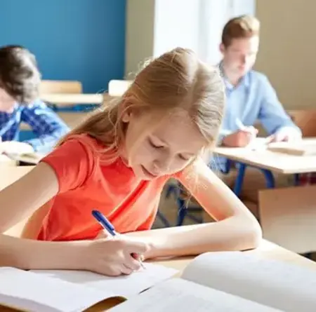 Школа по-новому: чому двері зачиняти не можна і як змінилися правила уроків