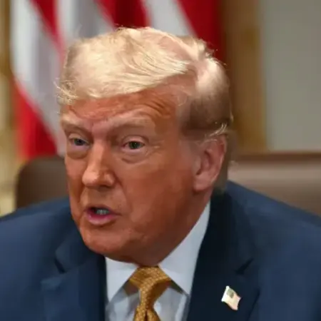 Трамп заявив: дешевша нафта змусить Путіна згорнути війну проти України